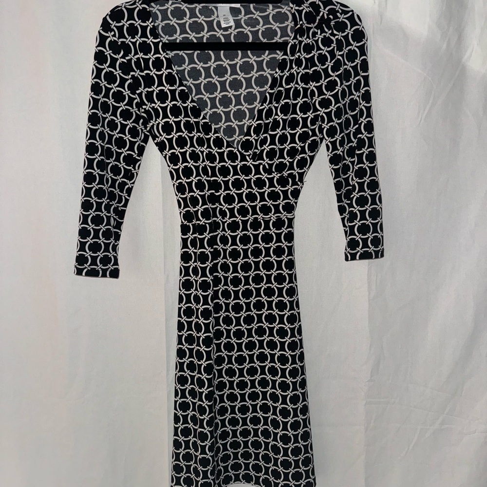 White House Black Market Black and White Geometric Dress